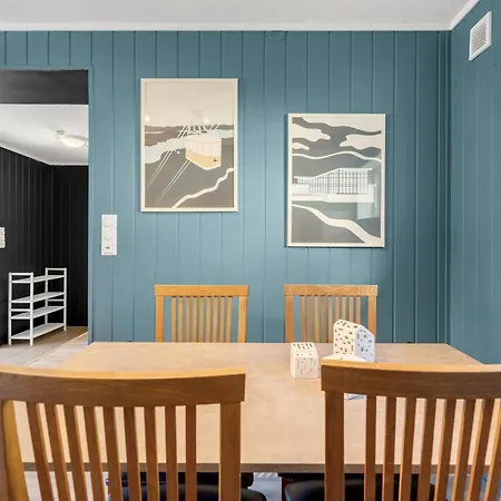 Arctic Escape I Warm & Welcoming I Free Parking Daire Tromsø